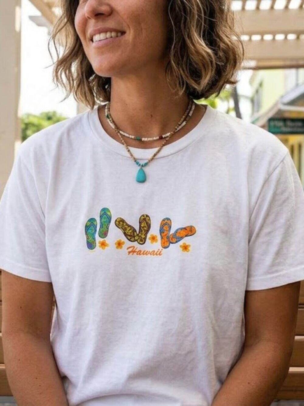 Vintage Anvil Hawaii Graphic Tee White Flip Flop Shirt Size M 100% Cotton